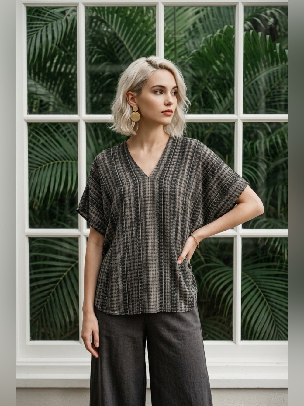 Philosophy Art Deco Butterfly Sleeve V-Neck Blouse – Size M